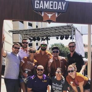 Meet your Posher, Alex